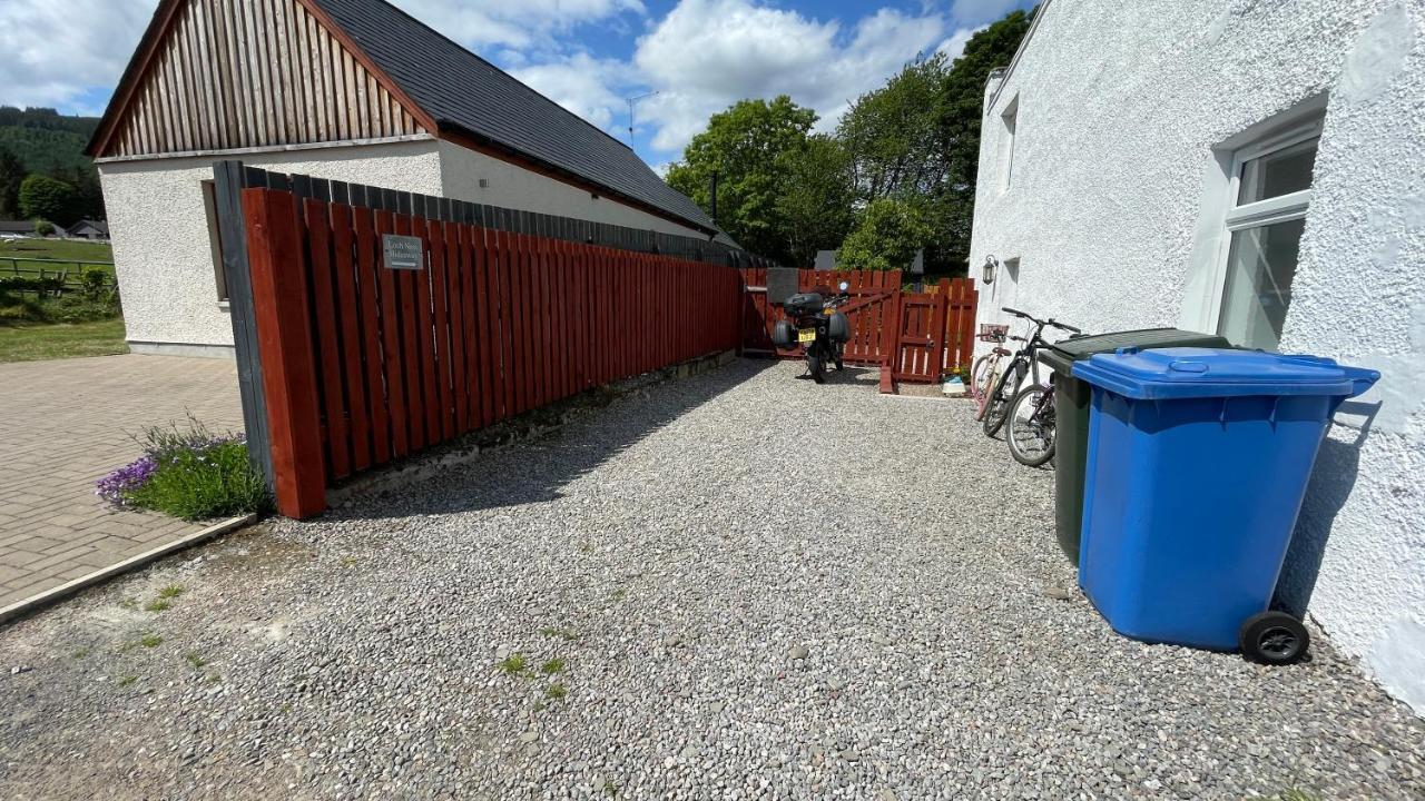 Hideaway Pod Near Loch Ness For A Tranquil Retreat Διαμέρισμα Lewiston Εξωτερικό φωτογραφία