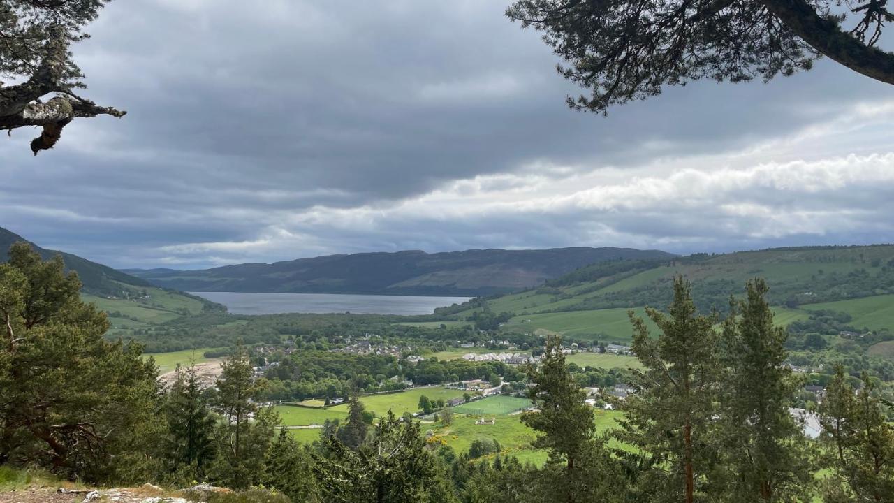 Hideaway Pod Near Loch Ness For A Tranquil Retreat Διαμέρισμα Lewiston Εξωτερικό φωτογραφία